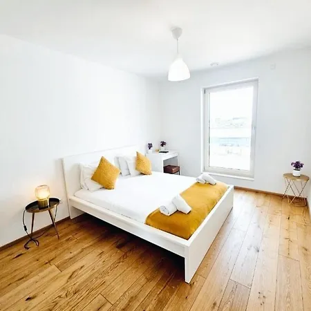Apartman Private 1 Bedroom Haven With Terrace And Parking Luxemburg